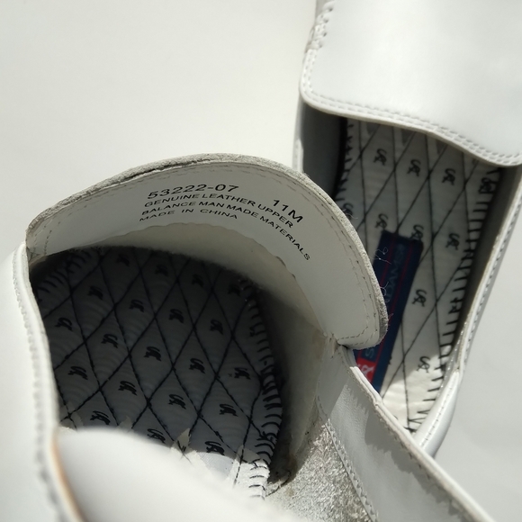 White Stacy Adam’s dress shoes - Picture 6 of 9